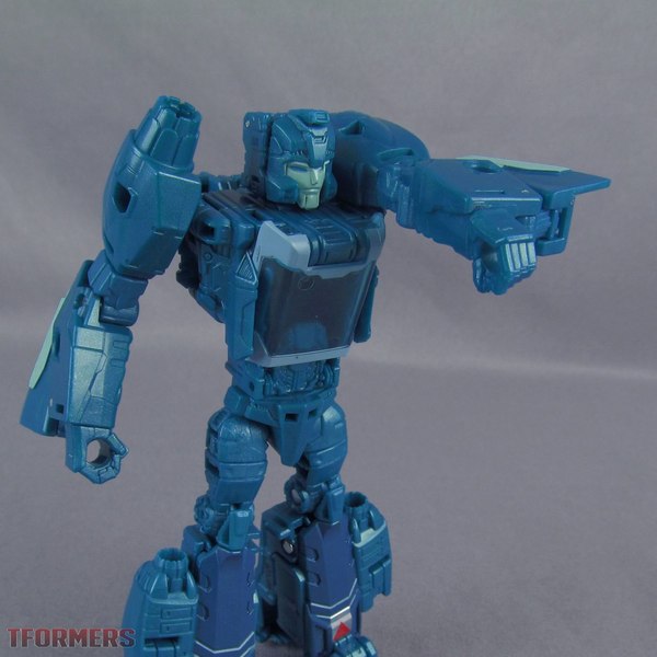 TFormers Titans Return Deluxe Blurr And Hyperfire Gallery 019 (19 of 115)